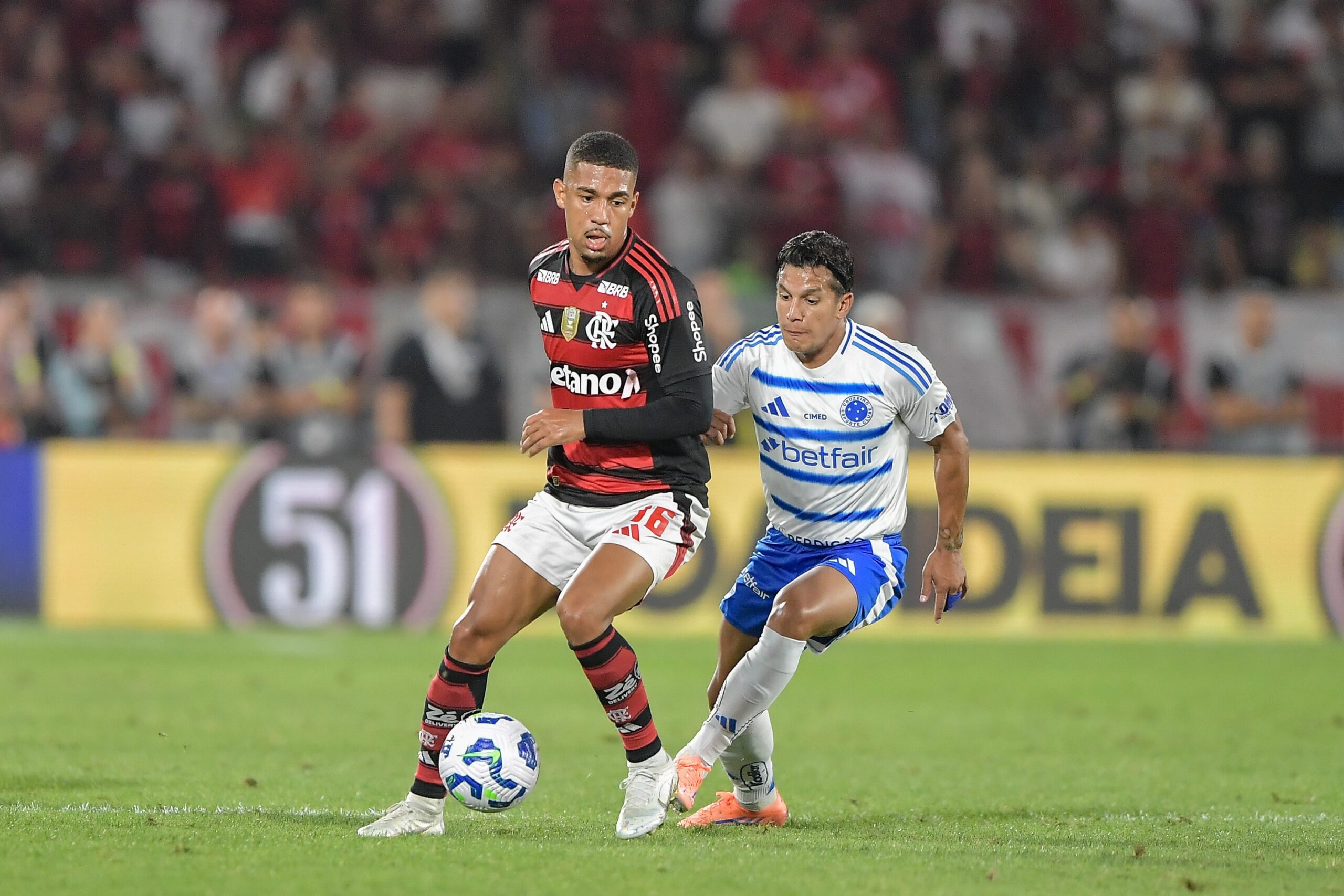 Atuações do Flamengo: Rossi salva o time, e Samuel Lino é o pior em empate; dê suas notas