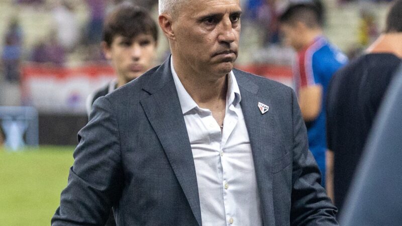 Crespo valoriza vitória que encerra jejum do São Paulo e afasta crise: “O espírito sempre foi igual”