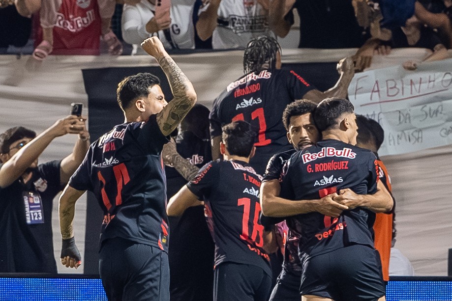 Bragantino interrompe sequência de quatro meses sofrendo gols em todos os jogos