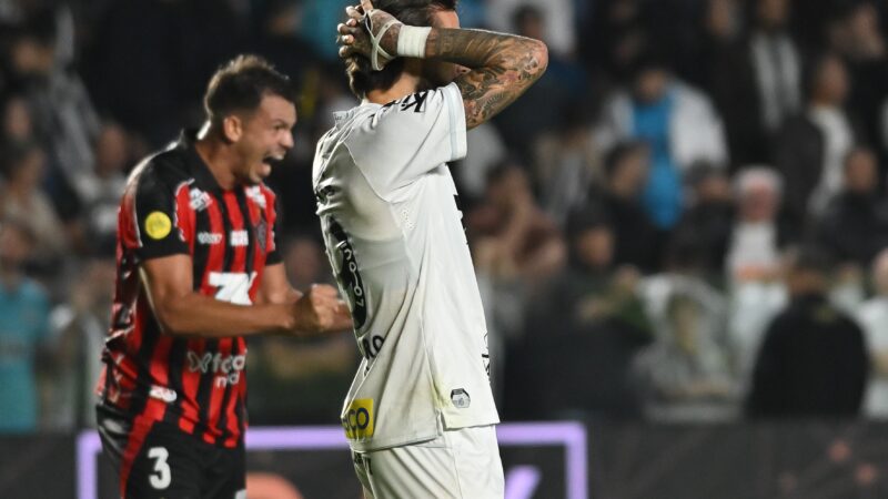 Santos x Vitória: CBF divulga áudios do VAR em lances que revoltaram Neymar