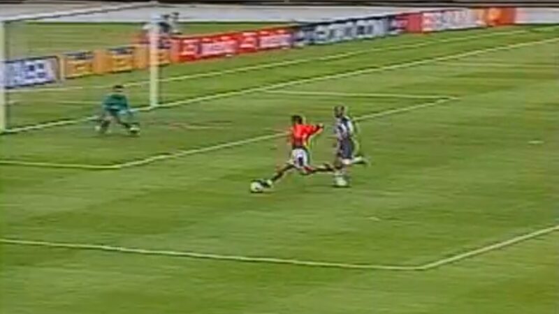 Após 6 a 0 histórico, Sport já não vence Atlético-MG como visitante há 25 anos; veja retrospecto