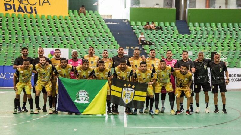 Simão Dias vence Ceará e conquista vaga inédita na semifinal da Copa Nordeste de Futsal
