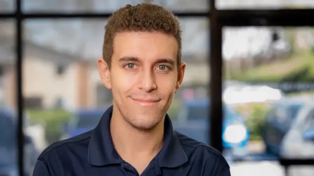 Quem foi Daniel Naroditsky, o mestre de xadrez dos EUA morto aos 29 anos