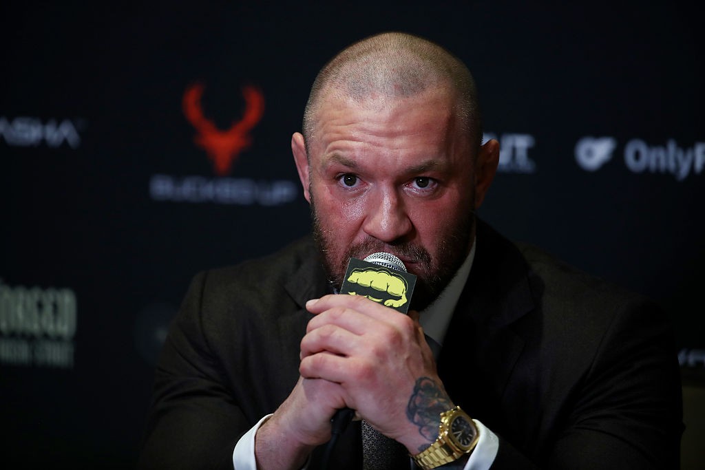 McGregor é suspenso 18 meses por violar política antidoping do UFC