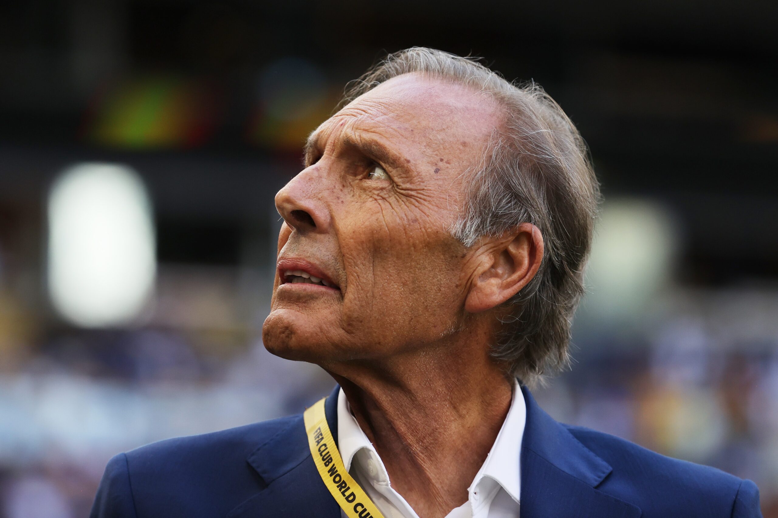 Argentina faz um minuto de silêncio em homenagem a técnico do Boca Juniors; veja