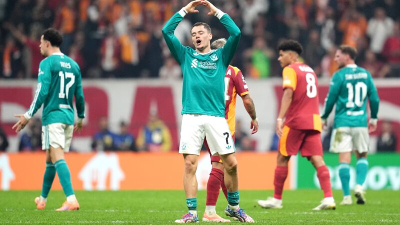 Ídolo do Liverpool pede barração de Wirtz e critica time: “Não jogam futebol, jogam basquete”