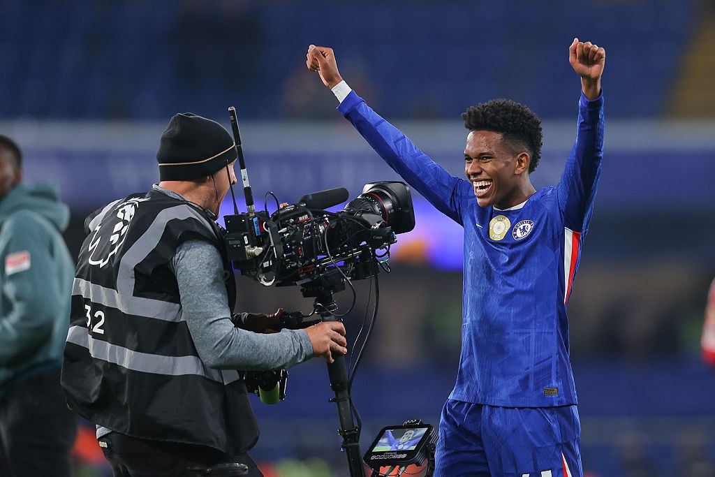 Estêvão celebra primeiro gol na Premier League: “Primeiro de muitos”