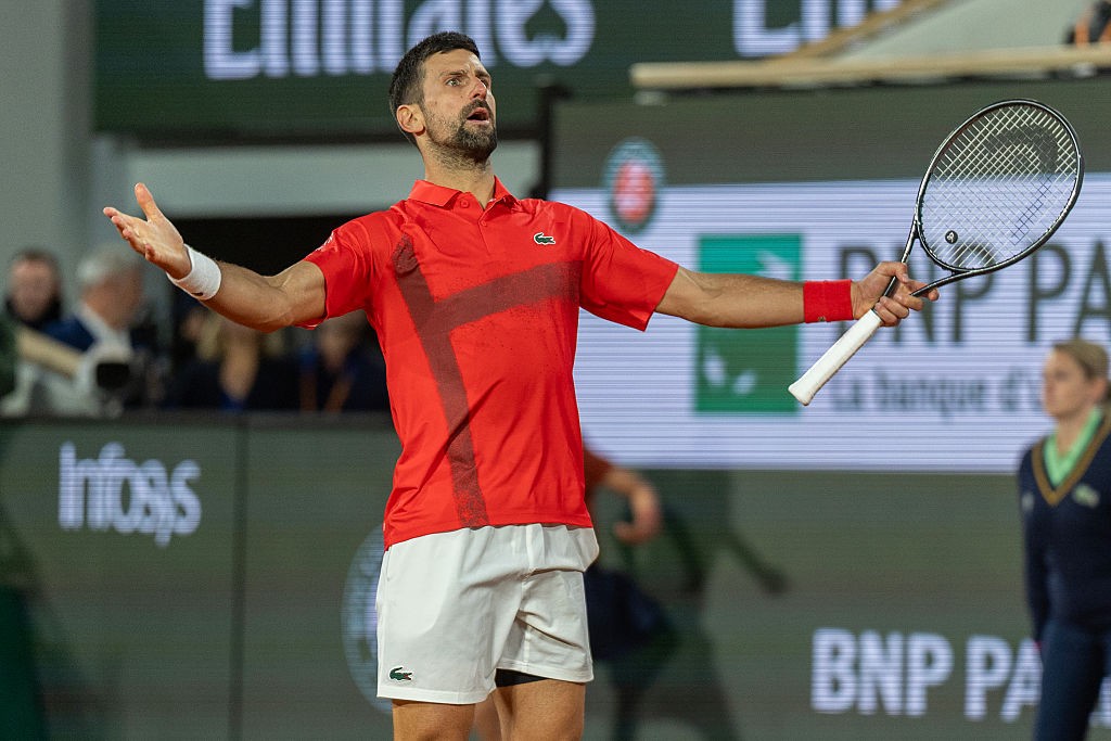 Djokovic ajuda a levar ATP de Belgrado para Atenas e pode encarar João Fonseca