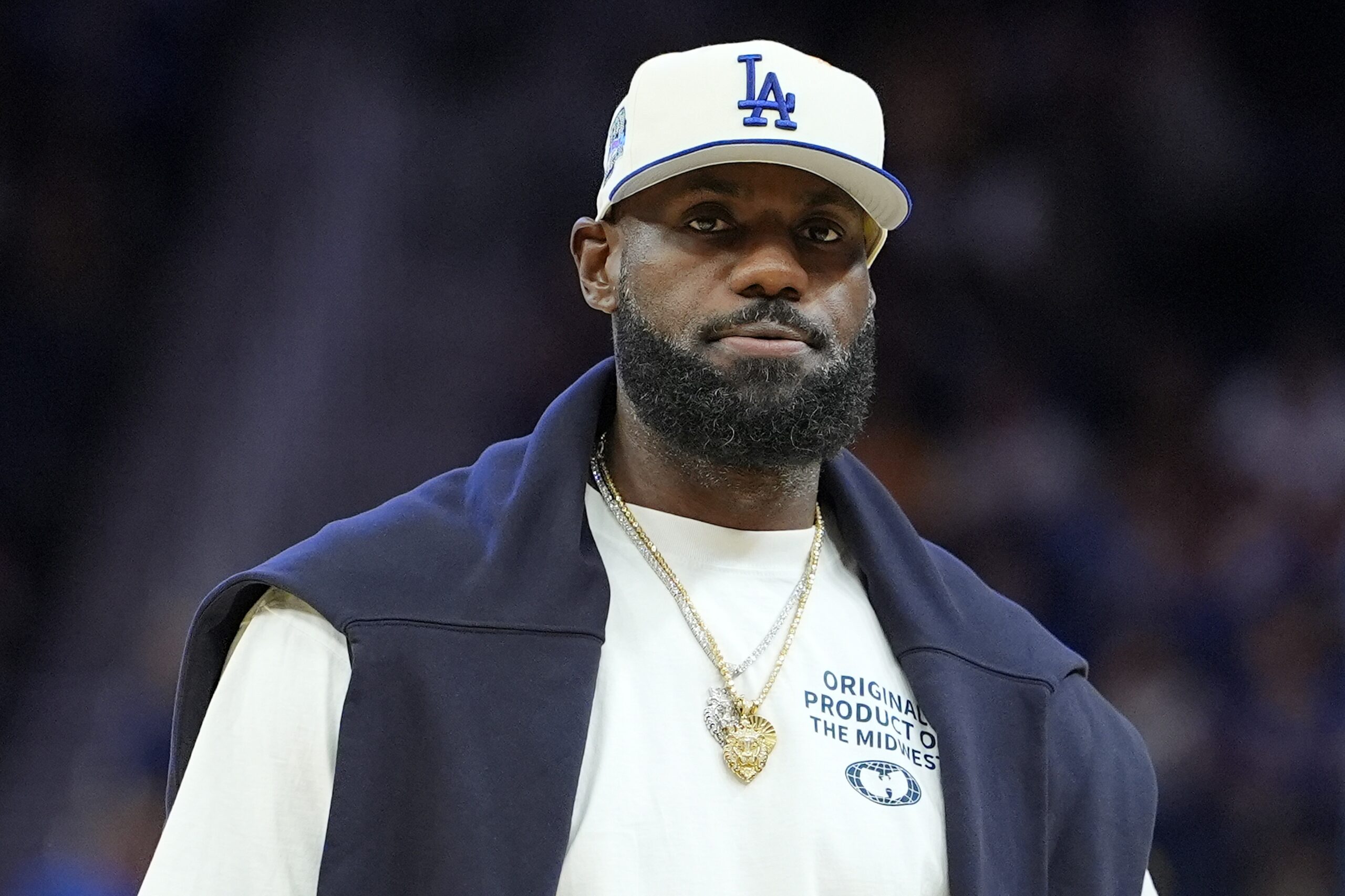 Site critica anúncio de LeBron: “Foi a coisa mais cafona que ele já fez na carreira”