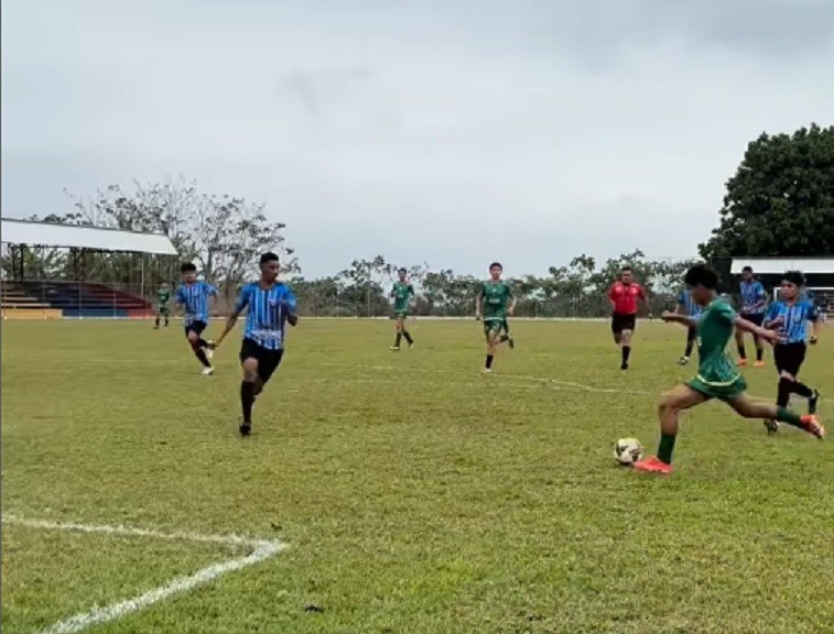 Galvez goleia, lidera Grupo 4 e está nas oitavas do Acreano Sub-15; Escolinha do Lelão vence a 1ª