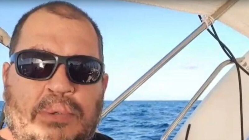 Saiba quem é o cineasta carioca que desapareceu em flotilha humanitária rumo a Gaza