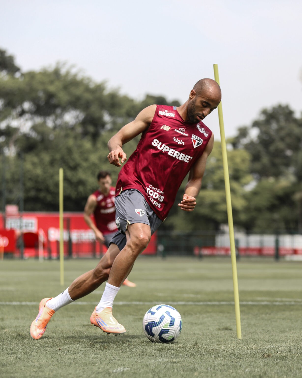 Escalação do São Paulo: Ferraresi avança em recuperação, e Lucas e Alan Franco treinam