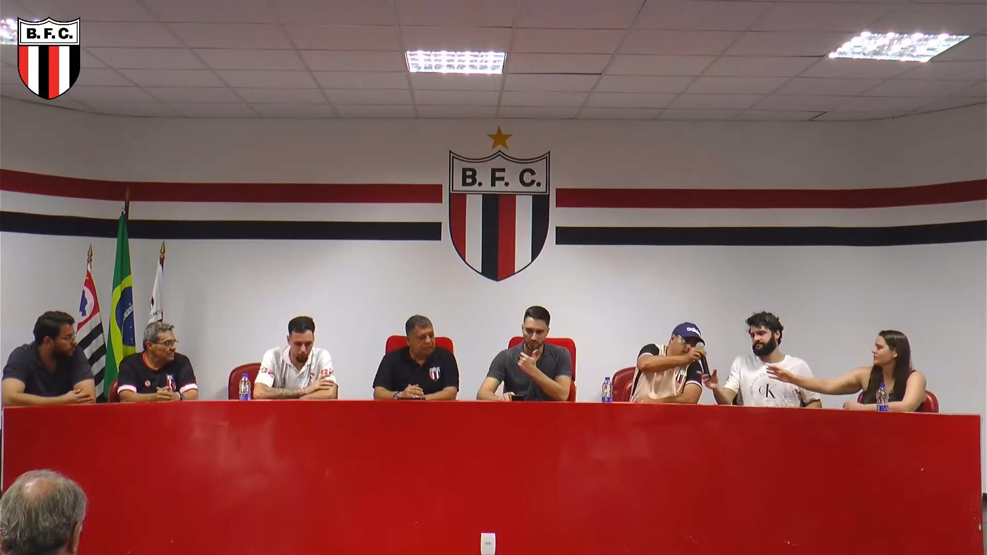 BFC lança vaquinha virtual para ajudar em recuperação financeira