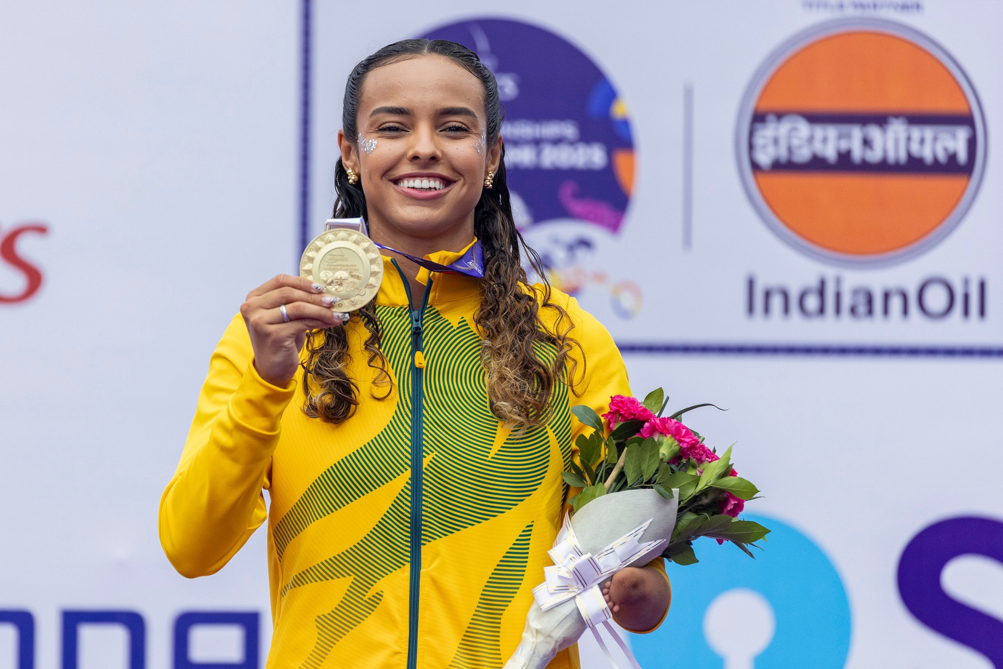 Maria Clara Augusto celebra primeiro ouro no Mundial Paralímpico de atletismo