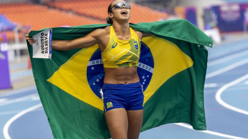 Maria Clara Augusto e Bartolomeu Chaves levam o ouro no Mundial Paralímpico de atletismo
