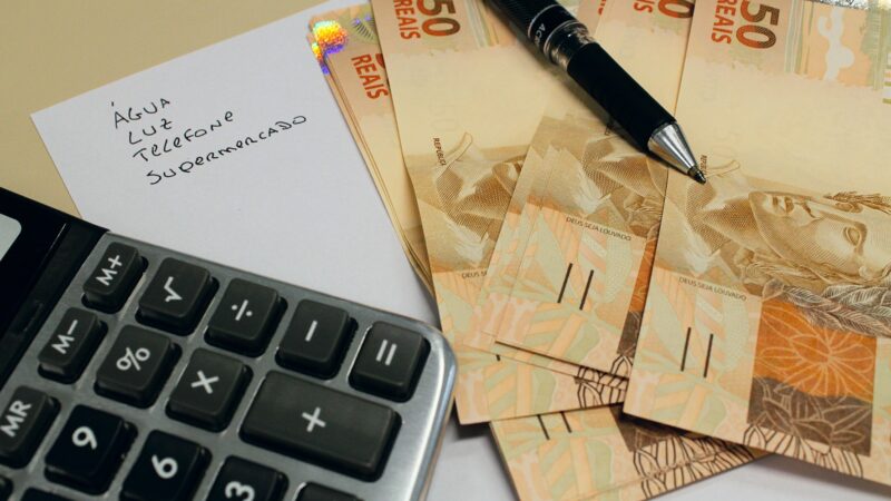 Contas públicas têm déficit de R$ 17,5 bilhões em setembro; dívida sobe para 78,1% do PIB