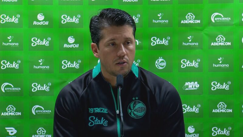 Carpini sobe o tom após derrota do Juventude e cobra postura de jogadores