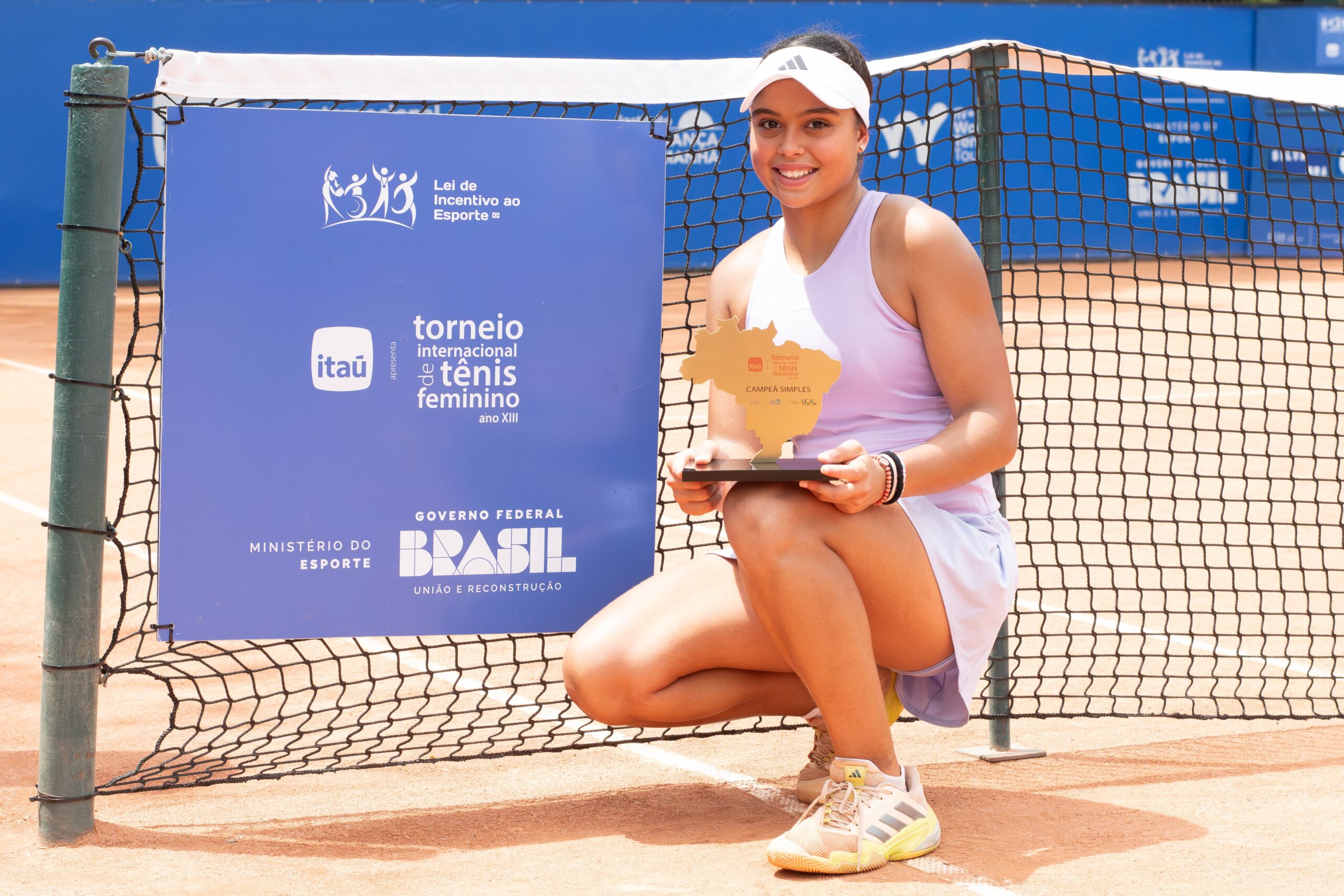 Naná Silva vence em São João da Boa Vista e fatura primeiro título como tenista profissional