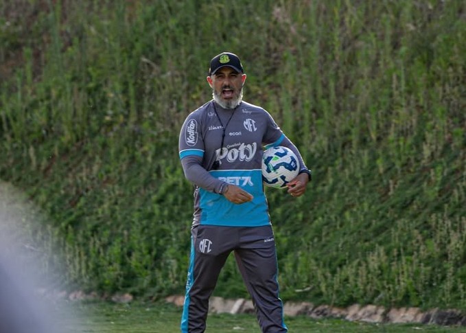 Técnico do Mirassol minimiza sequência negativa no Brasileirão: “Não criamos fantasmas”