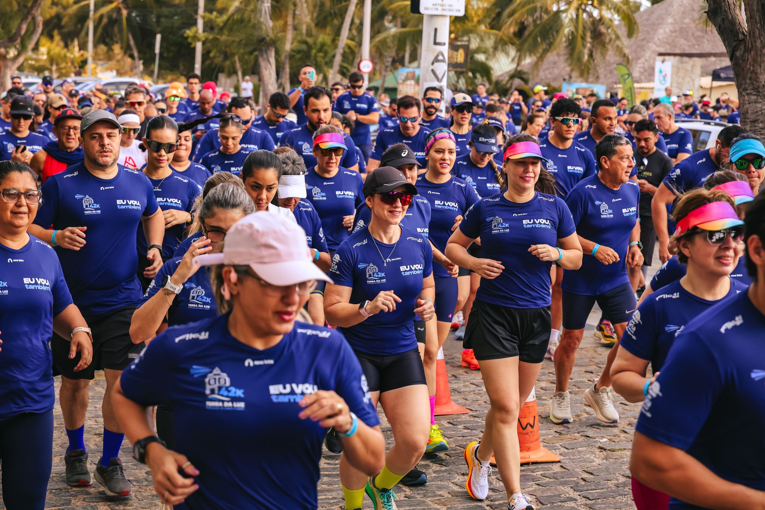 Maratona em Fortaleza arrecada mais de três toneladas de ração
