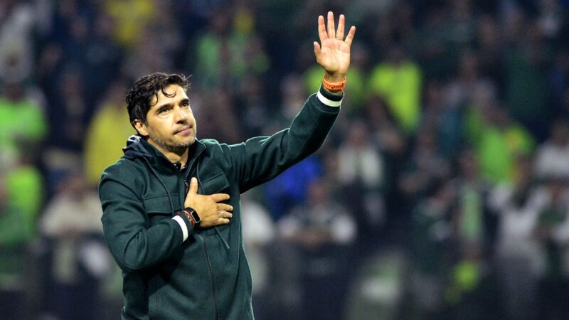 Abel chora após classificação do Palmeiras na Libertadores e se emociona na coletiva: “É um alívio”