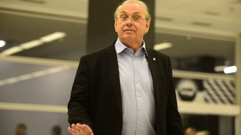 Presidente do Corinthians faz desabafo e cobra mudanças na arbitragem: “Queremos seriedade”