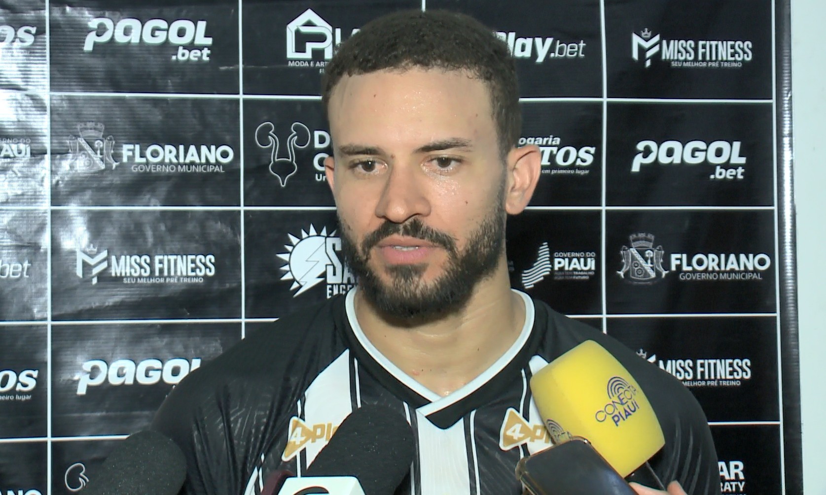 Fábio revela cobrança pessoal e empenho do Corisabbá por vitória e liderança na Segundona
