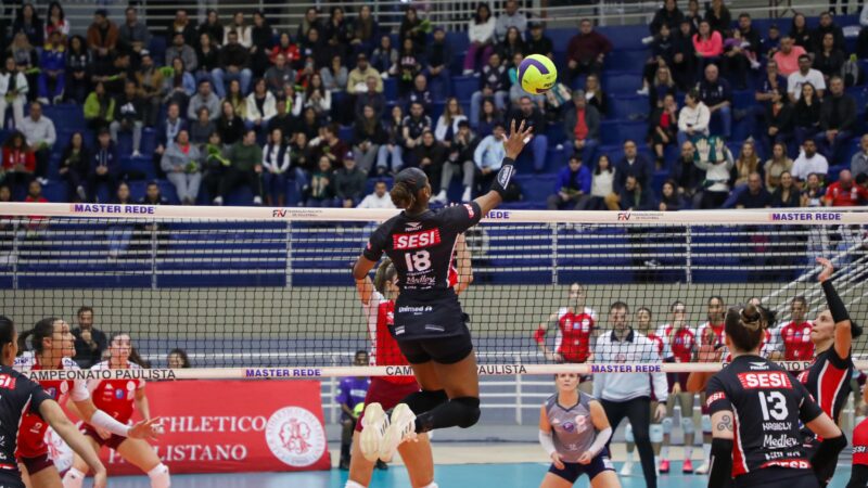 Em vantagem, Sesi-Bauru recebe o Paulistano Barueri na decisão do Paulista de Vôlei feminino