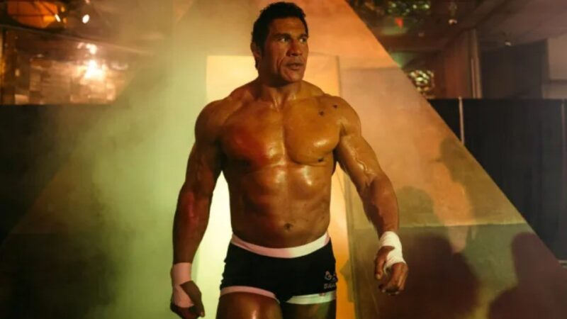 Mundo da Luta debate filme de The Rock e dependência química no MMA