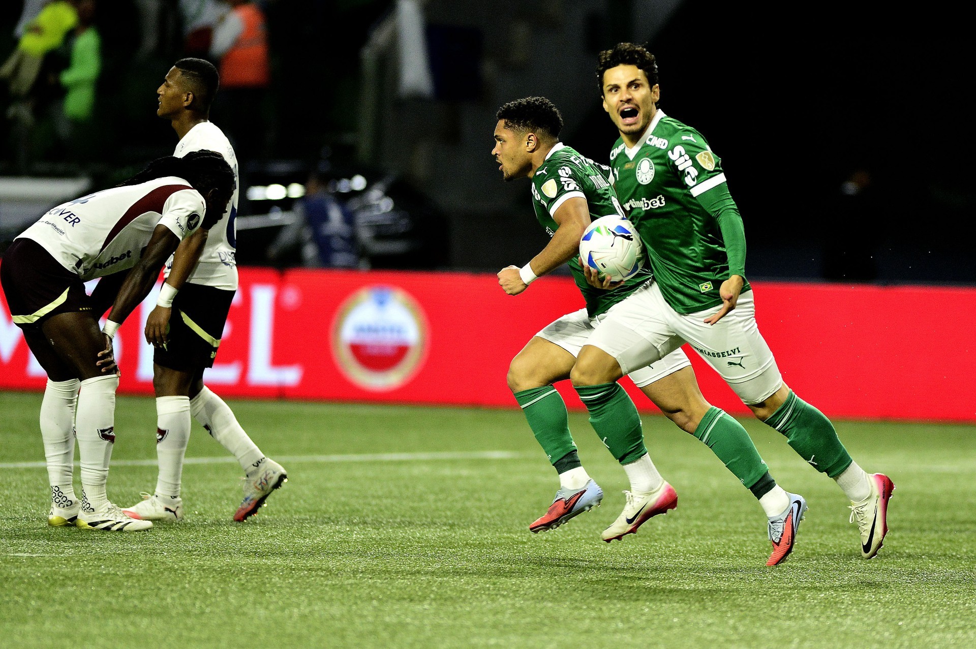 Palmeiras vai à final da Libertadores e pode arrecadar até R$ 184 milhões; veja premiação