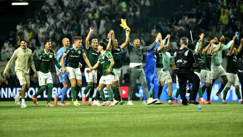 Palmeiras é o primeiro brasileiro a superar desvantagem de três gols em mata-mata de Libertadores