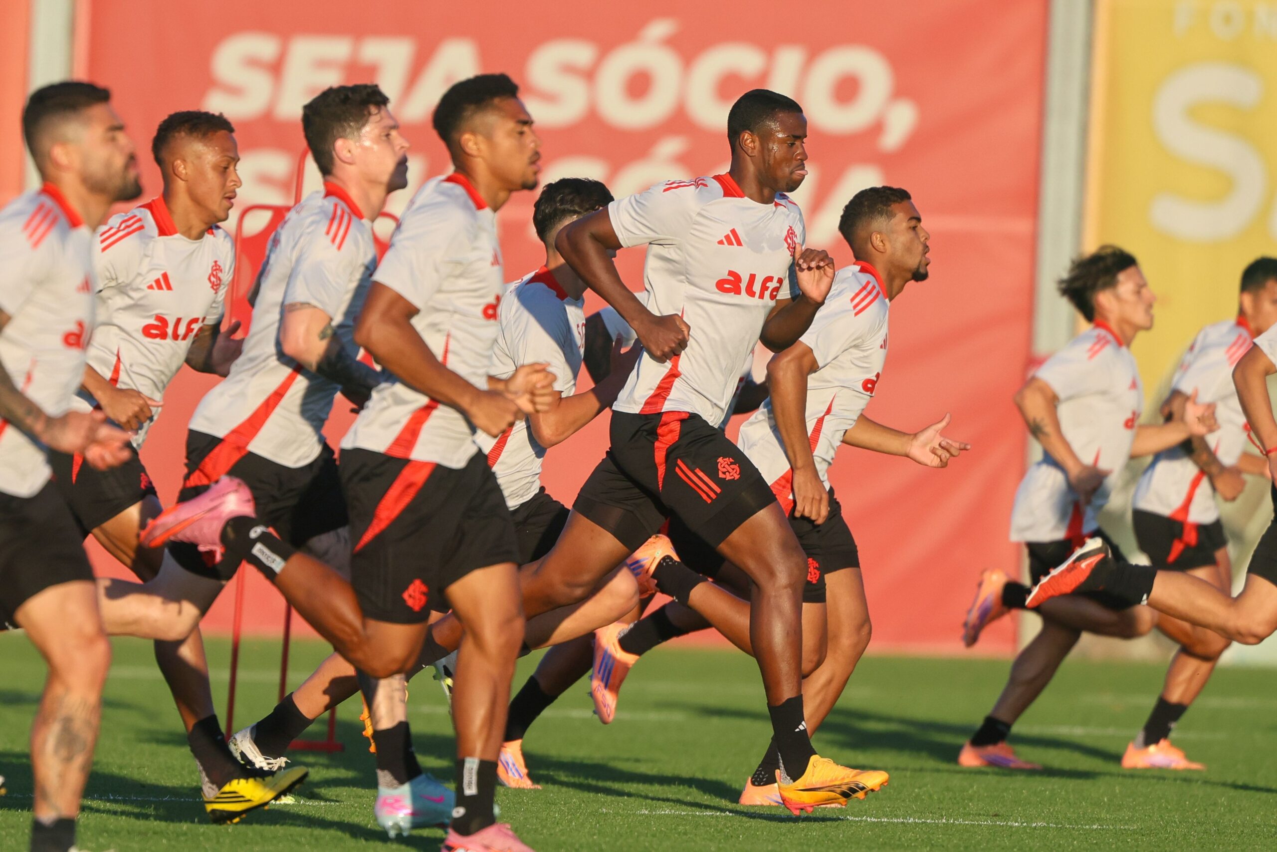 Inter tem retorno de jovem na volta aos treinos durante a pausa da Data Fifa