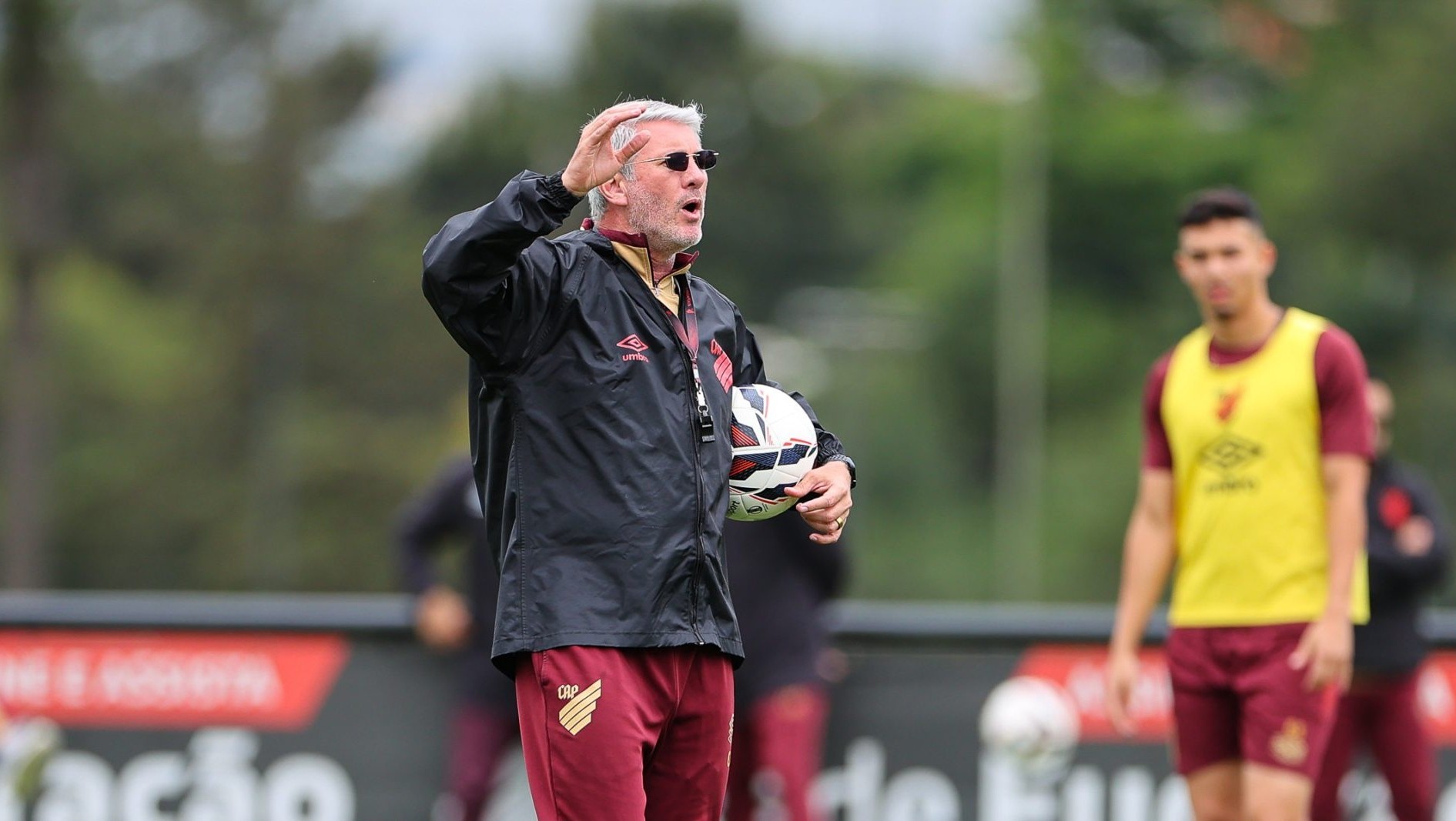 Athletico visita o Goiás em busca de encerrar jejum fora e voltar ao G4 da Série B: “É uma final”