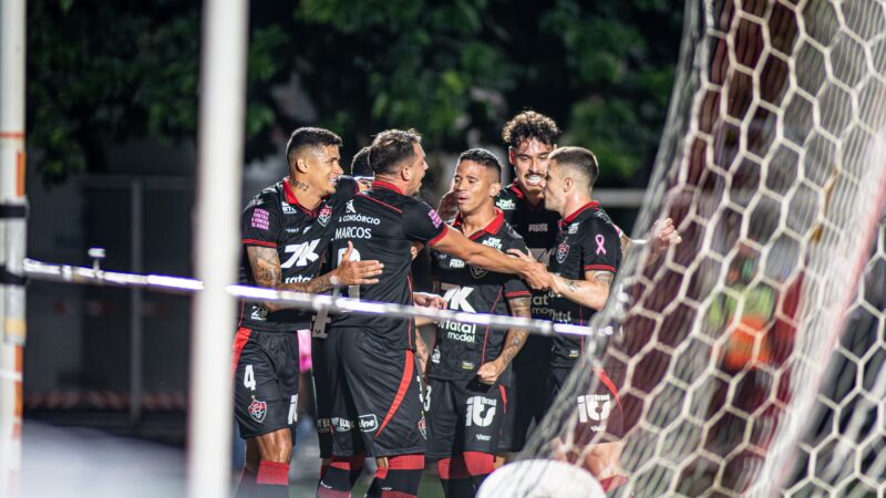 Análise: Jair Ventura vence a primeira pelo Vitória com acertos na bola parada e ferrolho na defesa