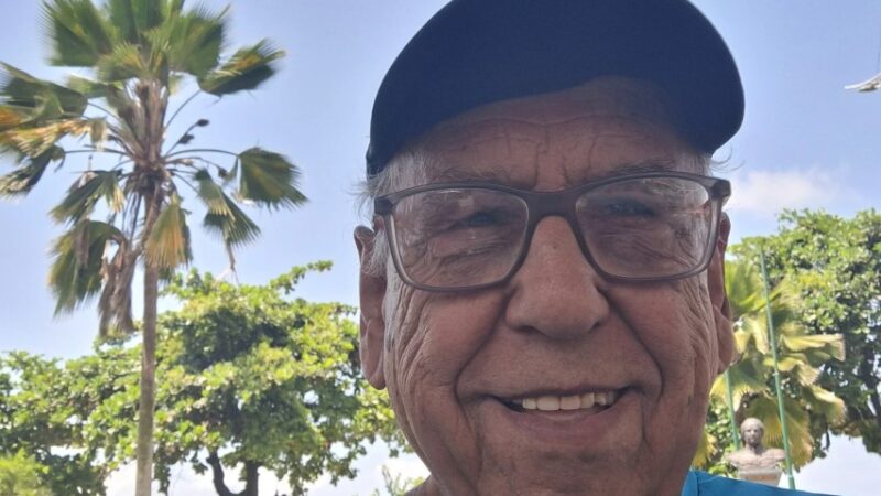 Com saúde e na ativa, cronista esportivo Walter Dias completa 90 anos em Santos