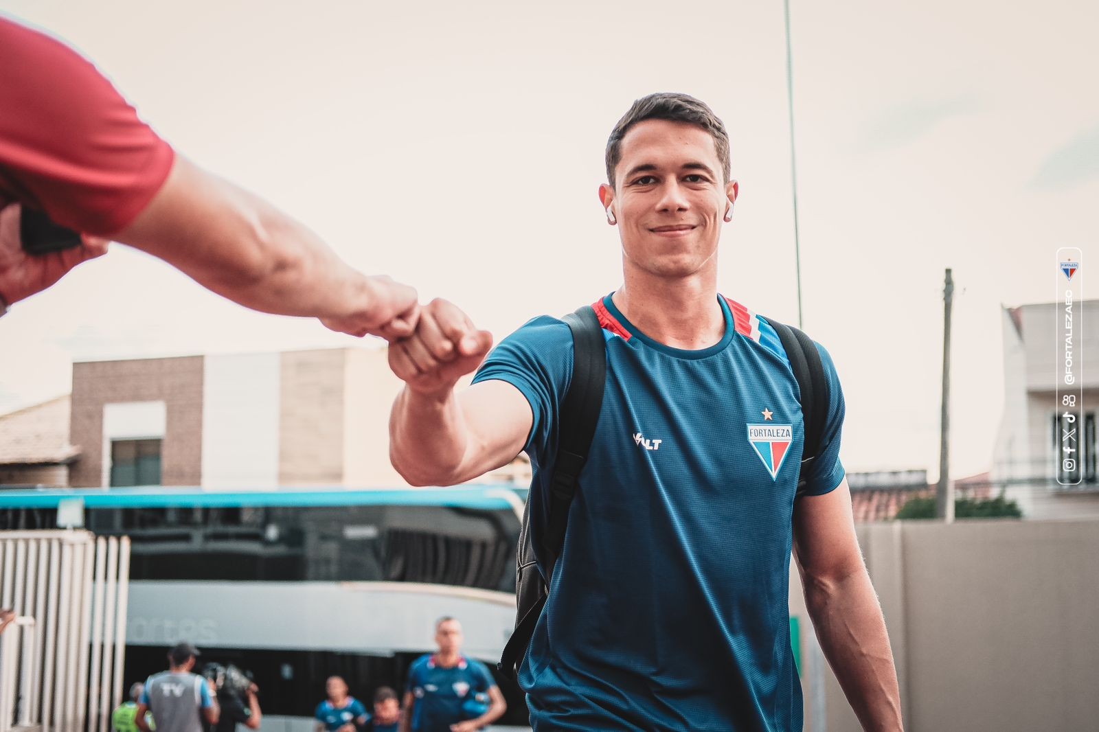 Decisivo em vitória, Brenno supera lesão e acirra disputa no gol do Fortaleza