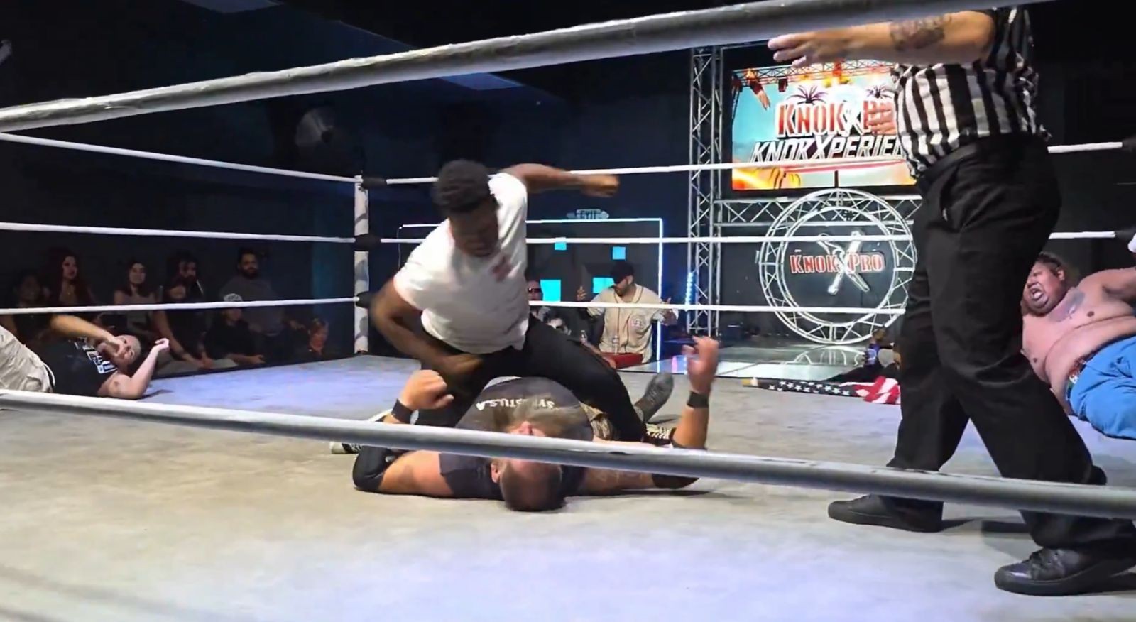 Promotoria de LA apresenta acusações contra Raja Jackson