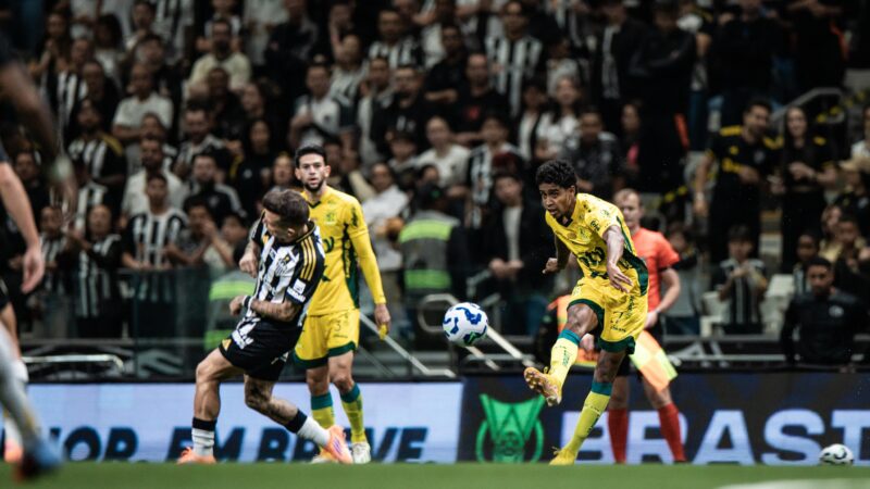 Gabriel admite que Mirassol está “engasgado” com o Bragantino e minimiza má fase do rival