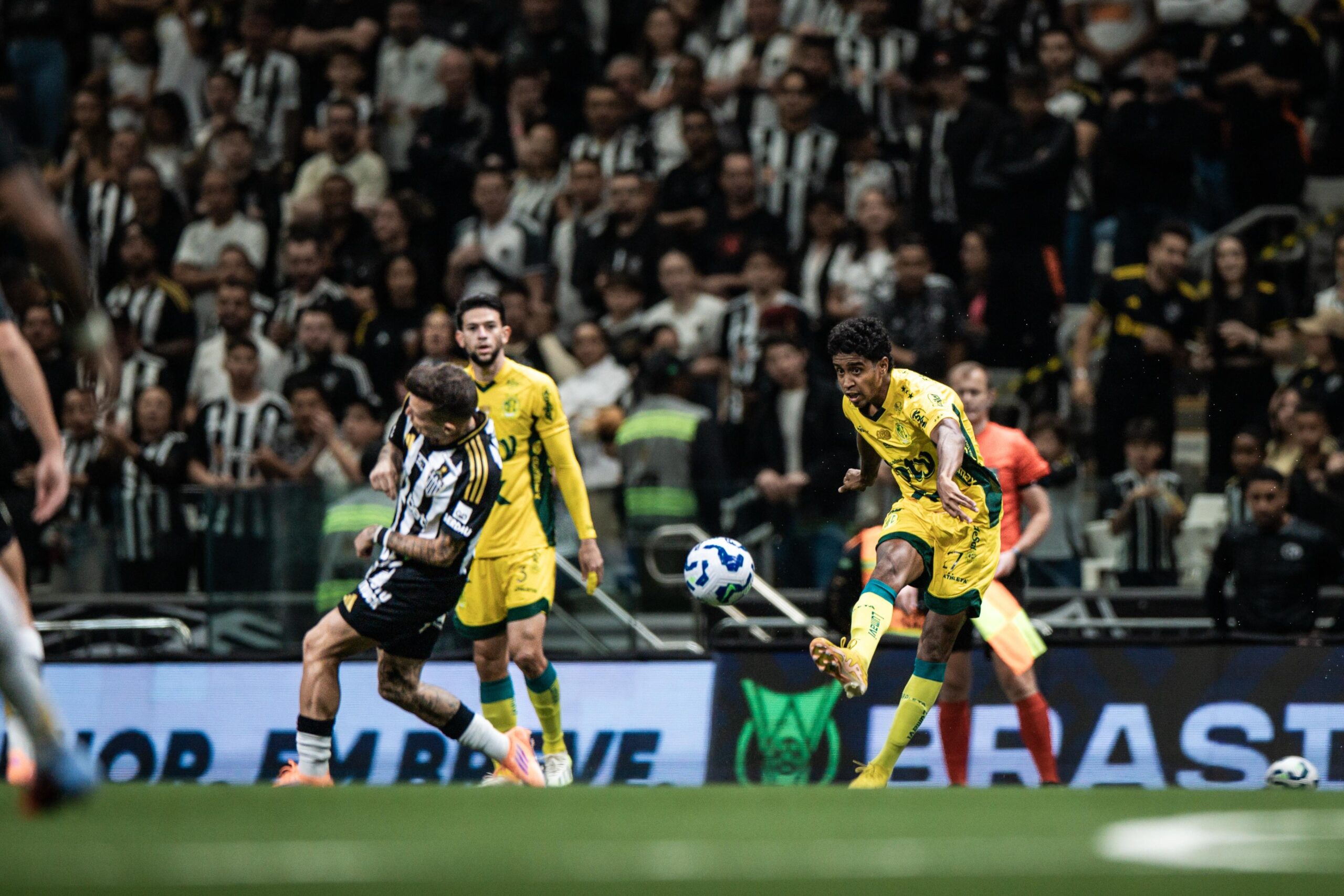 Gabriel admite que Mirassol está “engasgado” com o Bragantino e minimiza má fase do rival