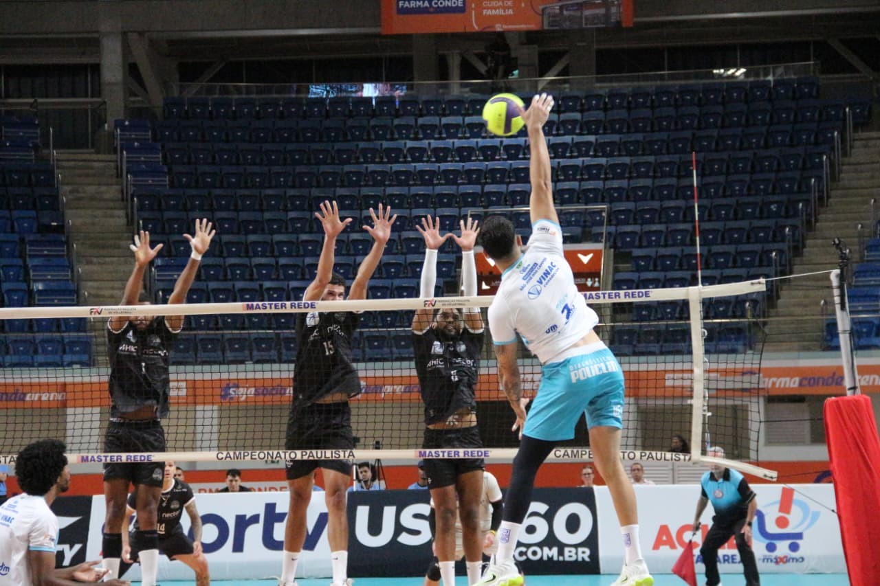 “Situação difícil”, diz Willian Santa Maria após derrota do Mogi Vôlei em confronto direto no Paulista