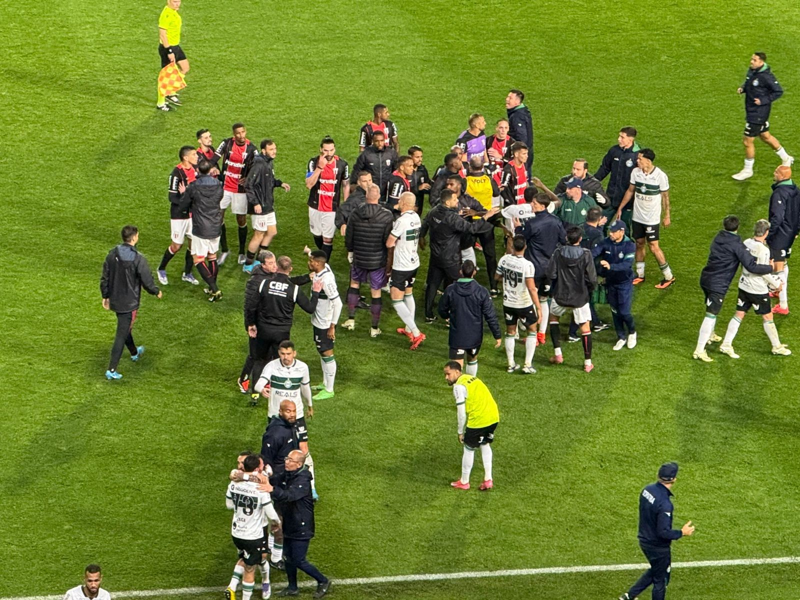 Atuações do Botafogo-SP: Edson perde a cabeça e time perde mais uma na Série B