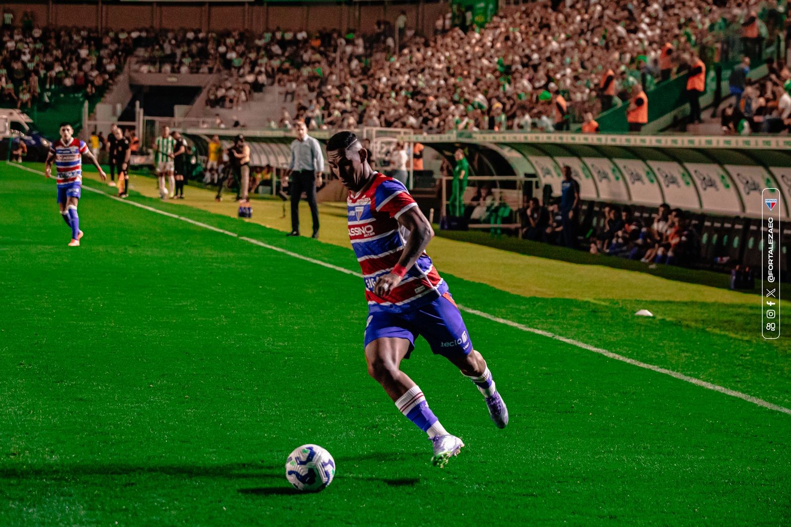 Rodrigo ganha minutos com Palermo e reforça objetivo do Fortaleza