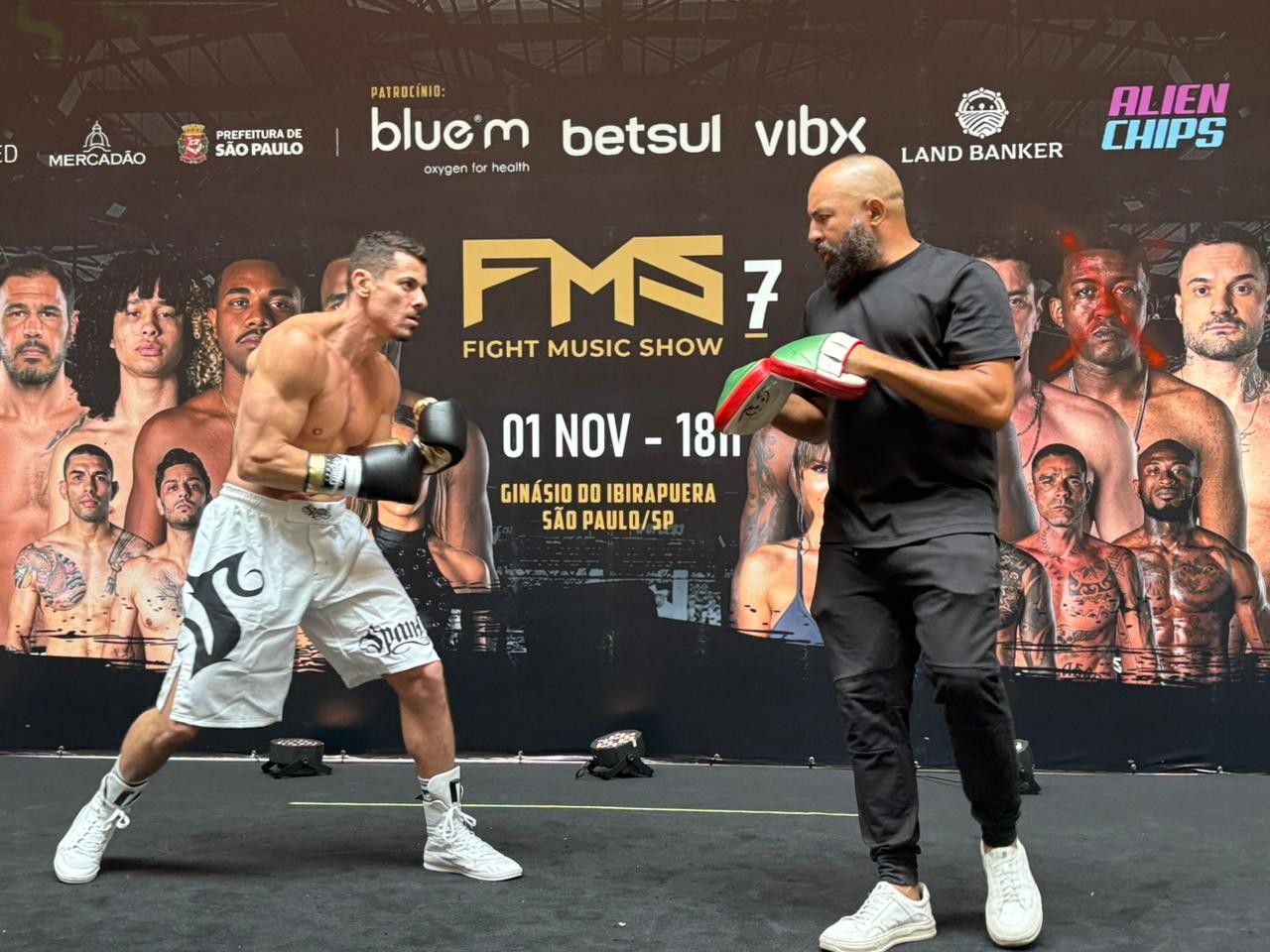 Sacha Bali detalha mudança de hábitos para lutar com Davi Brito no FMS7: “Parei de fumar”