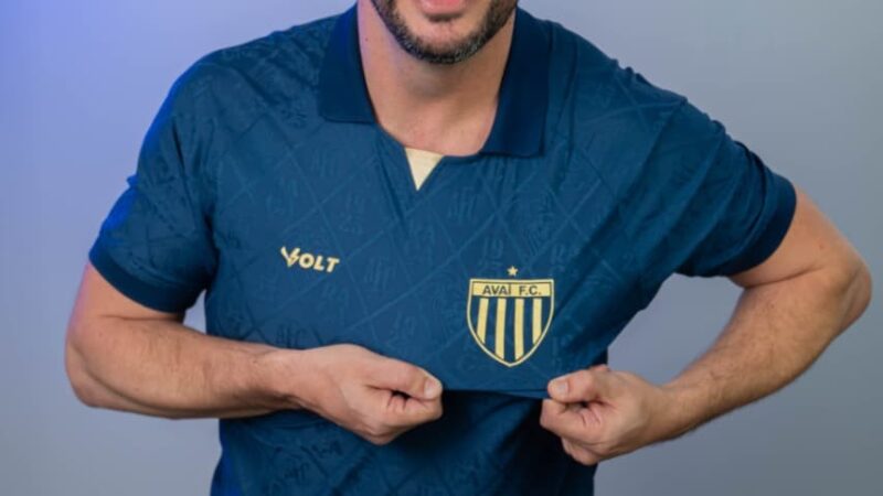 “O torcedor perdeu a vontade de ver o Avaí”, diz Renan Schlickmann, candidato à presidência