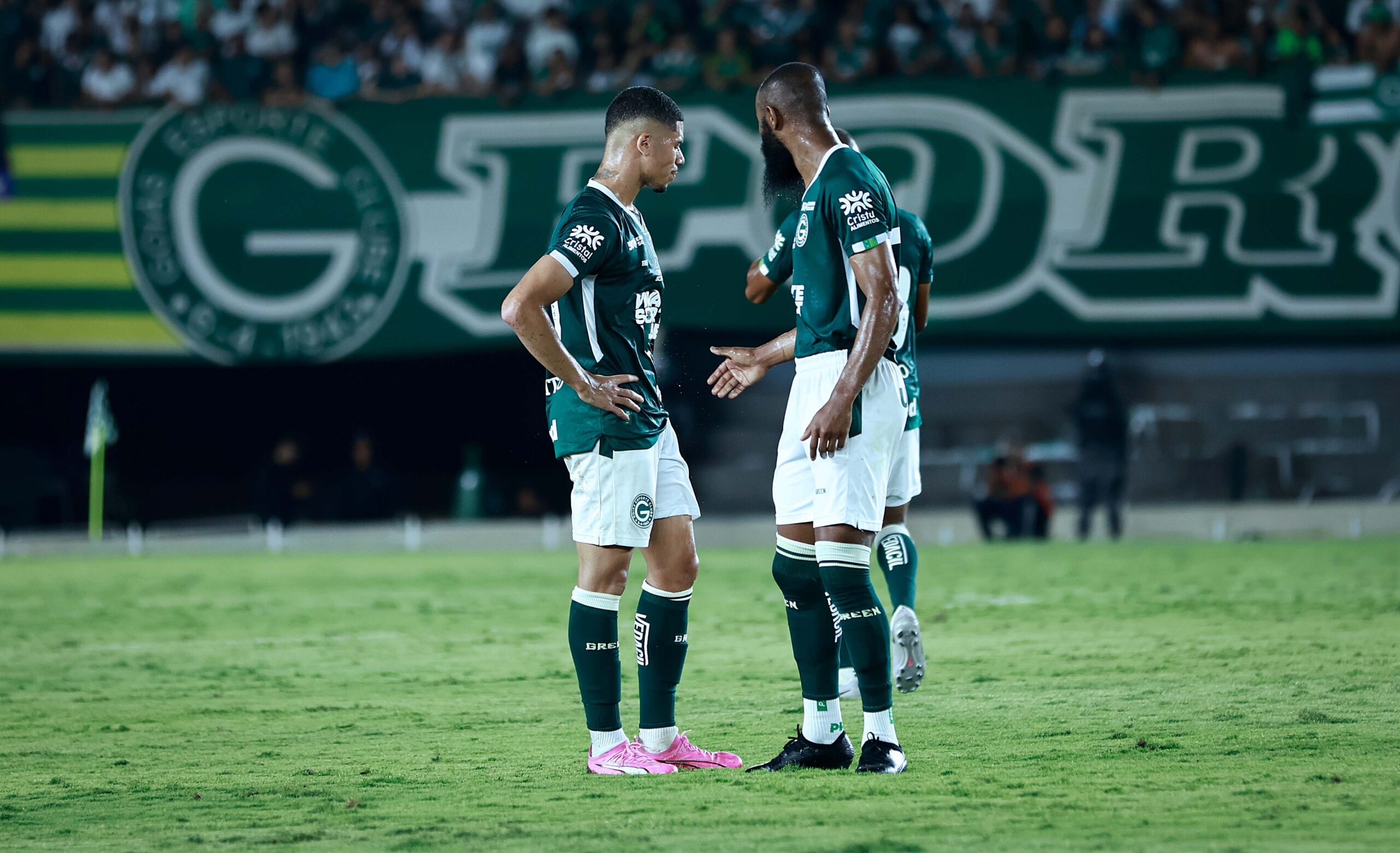 Goiás tem ano para ser esquecido e fracassa em todas as competições