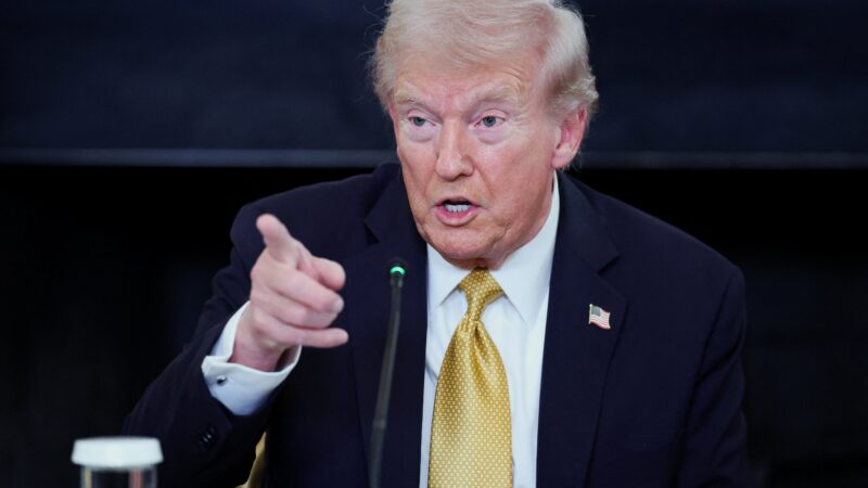 Trump promete pagar US$ 2 mil a americanos com ‘lucro’ do tarifaço