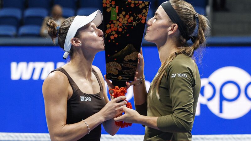 Babos/Luisa Stefani x Siniaková/Townsend no WTA Finals: veja horário e onde assistir