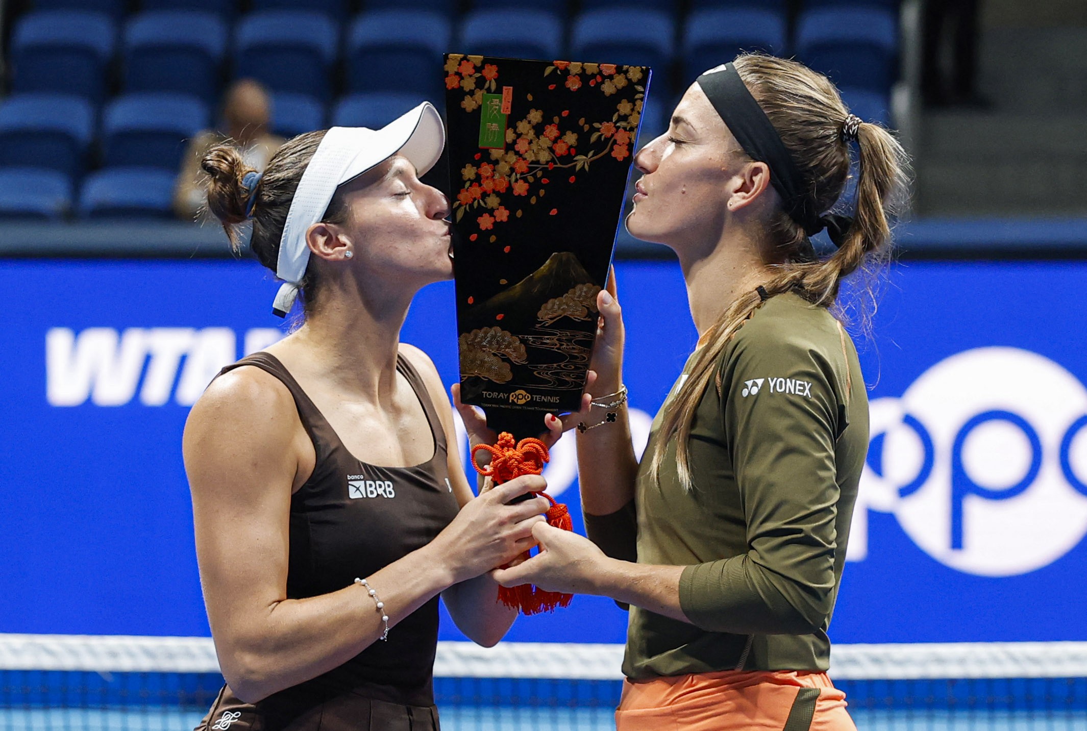 Babos/Luisa Stefani x Siniaková/Townsend no WTA Finals: veja horário e onde assistir