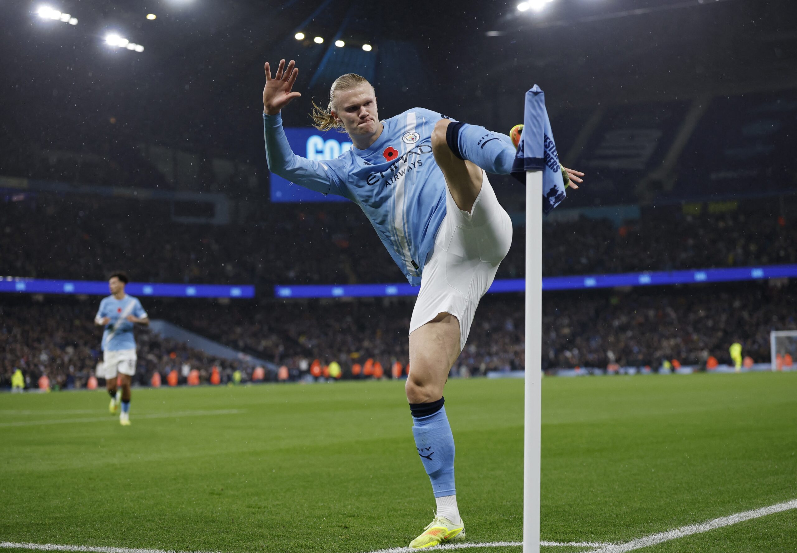 “Haaland Special”: após visita, restaurante cria prato em homenagem ao atacante do Manchester City