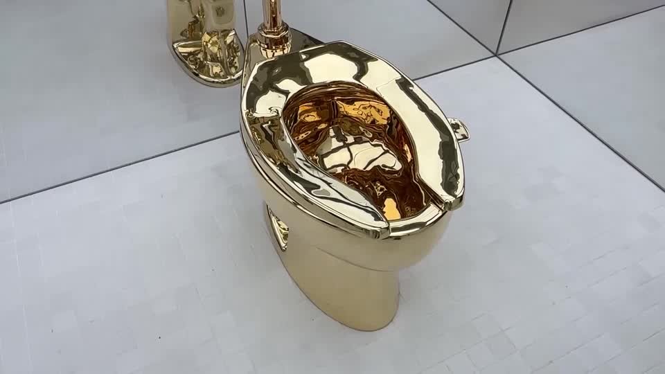Vaso sanitário de ouro é vendido por R$ 64 milhões em leilão em Nova York